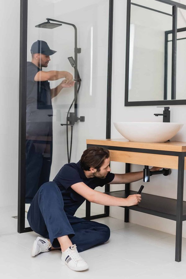 Trouvez l'artisan plombier idéal pour votre salle de bain